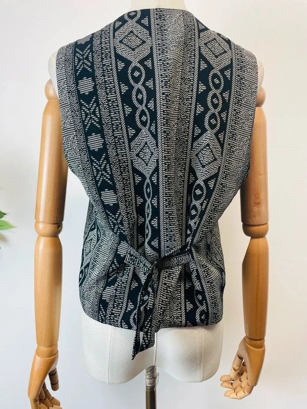 Vintage 90s Black White Tapestry Print Waistcoat 12 - Image 4 of 4