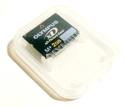 Olympus xD Picture Card 2GB Type M+ Speicherkarte mit Hülle - formatiert.