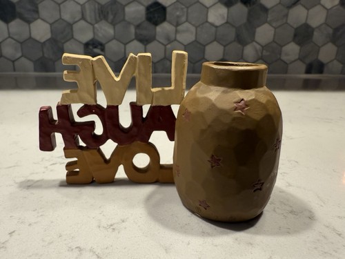 Jarrón vintage '06 Blossom Bucket hecho a mano Live Laugh Love B Lloyd Primitive - Imagen 5 de 10
