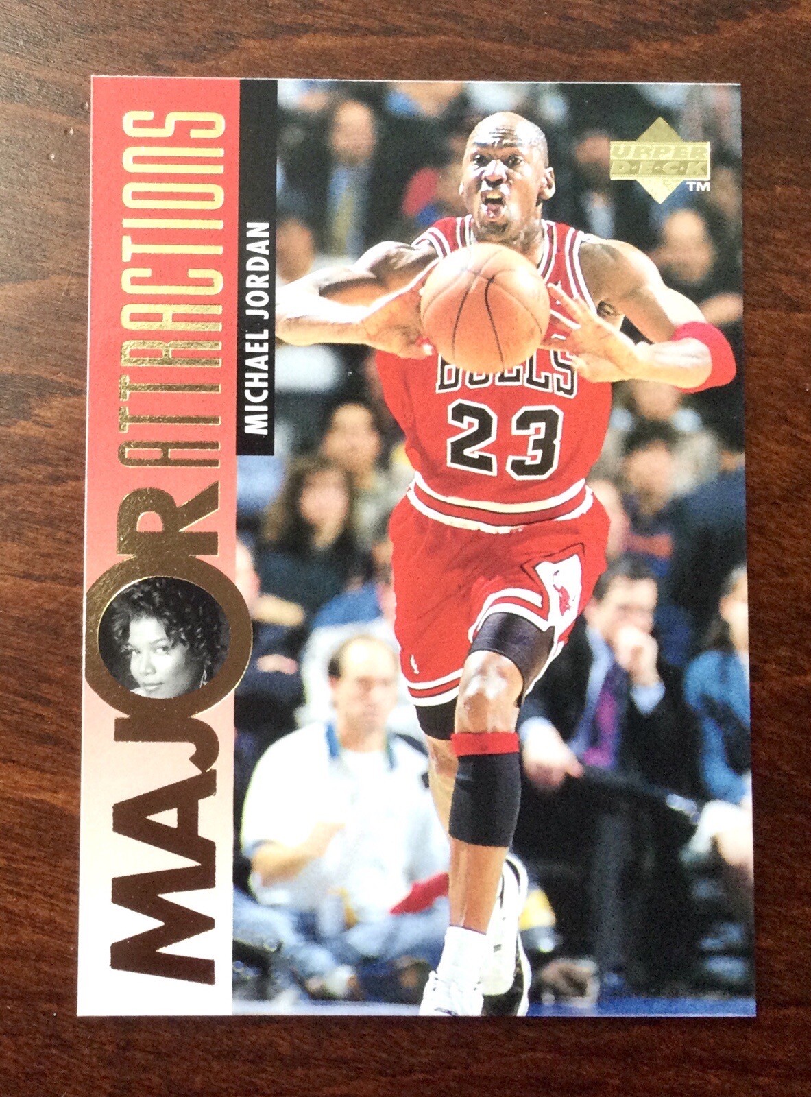 1995 UD   SUBSET .#341 MICHAEL JORDAN CHICAGO BULLS QUEEN LATIFAH