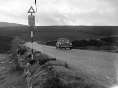 L Taylor M Phillips Morris Mini Rally Car 1960 Motor Racing Old Photo 1