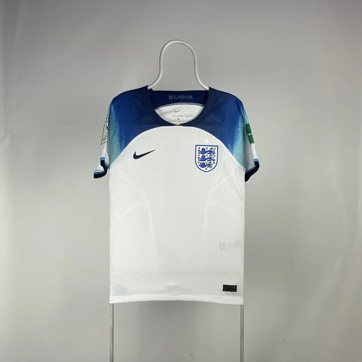 Nike England Stadium Jsy Home size Small 2022