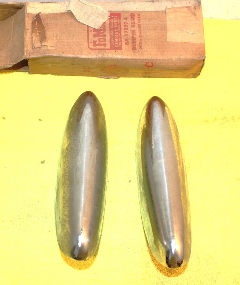 1949 1950 Ford Custom Deluxe Crestliner Convrt NOS PROTECTORES DE PARACHOQUES DELANTEROS CROMADOS Foto 2 de 4