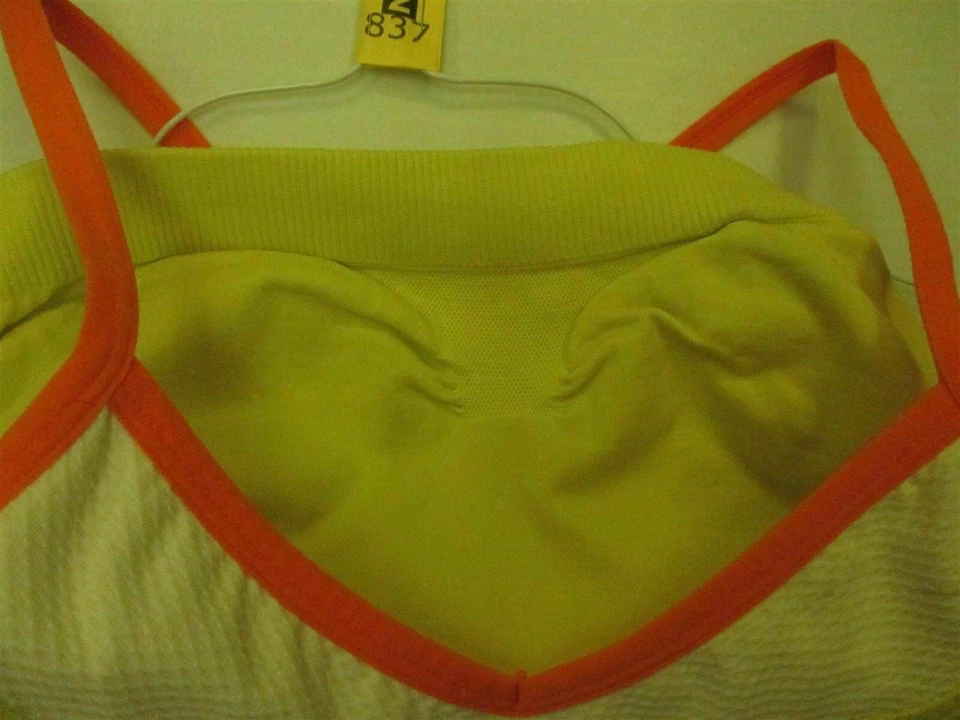 Camiseta sin mangas PRINCE para mujer talla M 8 deportiva interna elástica de nailon amarilla TY2837 Foto 4 de 4