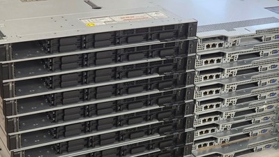 Dell R450 2x Xeon Silver 4310 2.1GHz no RAM 8SFF Bay H345 RAID 2PS 2Year Warrant