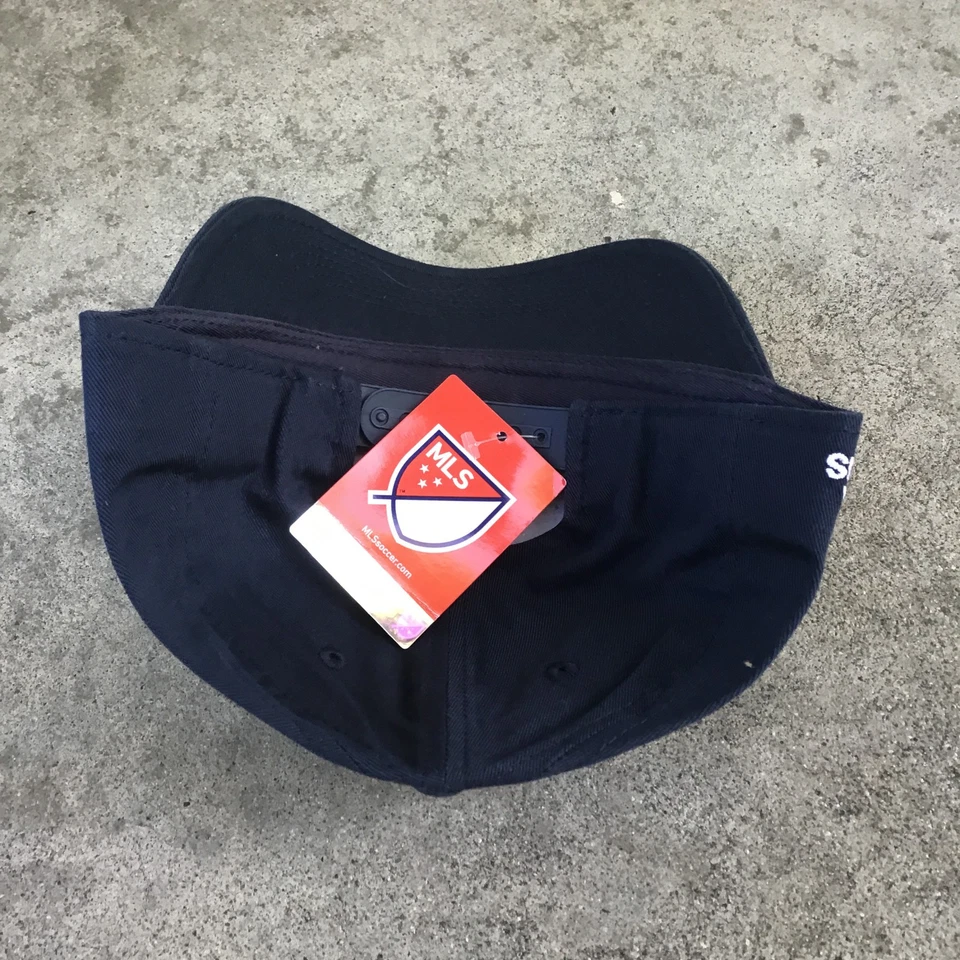 NUEVO CON ETIQUETAS LA Los Angeles Galaxy Gorra Snapback Adidas MLS 2014 Lentejuelas Mujeres Azul Foto 4 de 4