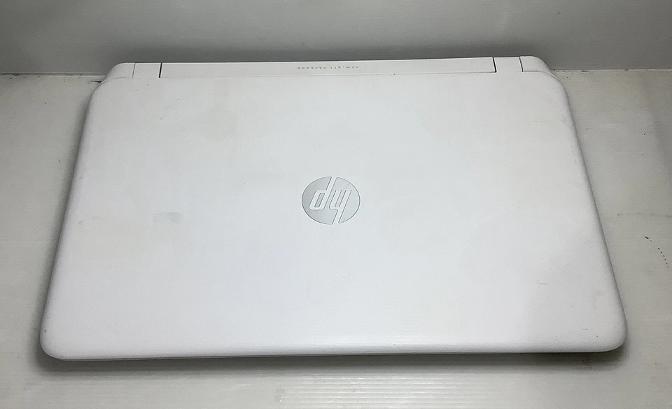 HP PAVILION 15-P245sa,INTEL i3@2.00GHz,8GB RAM,240GB SSD,DVD,WIN 11 23H2(185) - Image 3 of 4