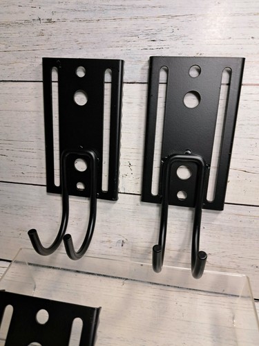 Tree Stand Gear Hanger with 3 Strong and Durable Double Tree Hooks And Tie Down - Afbeelding 5 van 9