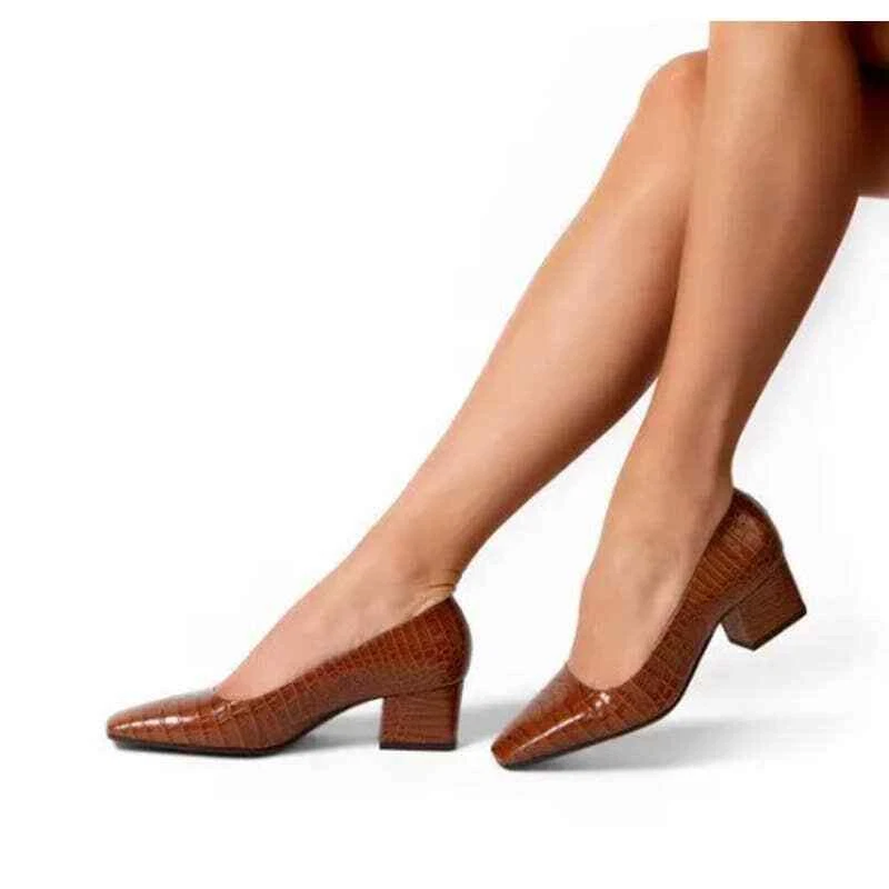 MARION PARKE Pierson Pump 36 Low Square Toe Camel Croco Print