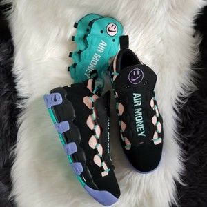 air money have a nike day