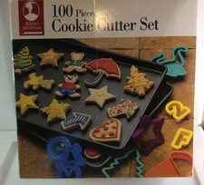 Baker's Advantage 100 Piece Cookie Cutter Set