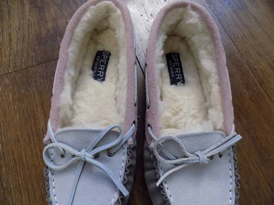 Sperry Top-Sider Gamuza Mocasines Zapatillas Piel Sintética Sherpa Gris Rosa Usado en Excelente Condición Talla 8 Foto 2 de 4