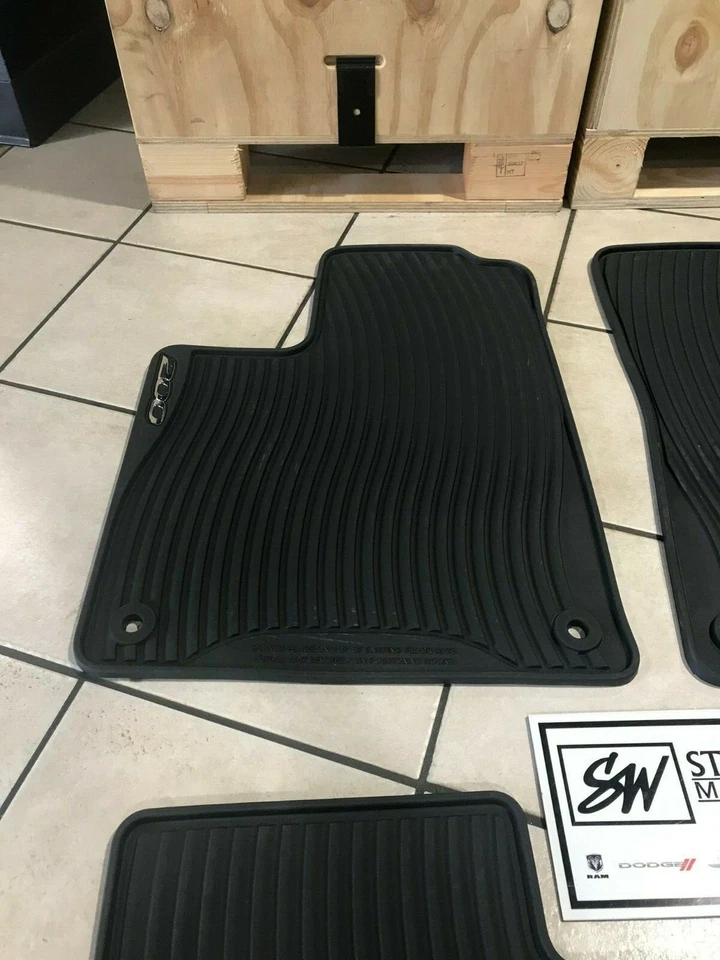 15-16 Chrysler 200 Black All Weather Floor Mats Set of 4 Factory Mopar New Oem - Изображение 3 из 4