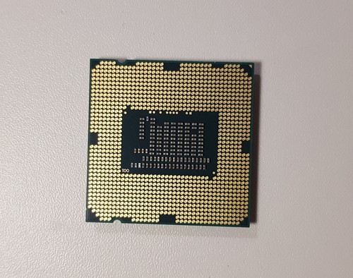 Intel Core i3-3220 / 3,30 GHz / 2c 4t - Photo 2/2