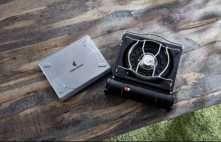 Iwatani Portable Gas Stove Burner ( Silver ) LUXE CAMP STOVE Iwatani Portable Gas Stove Burner ( Silver ) LUXE CAMP STOVE