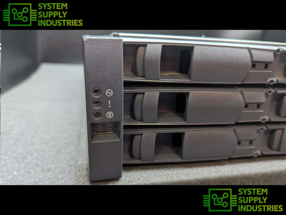 NetApp DS212C 12 Bay Disk Array NAJ-1502 - 2 x IOM12 Controllers - 2 x PSU's - Image 3 of 4