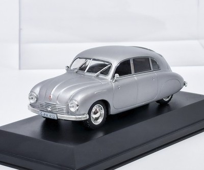 Tatra T600 Tatraplan (1950) silber Hachette 1:43