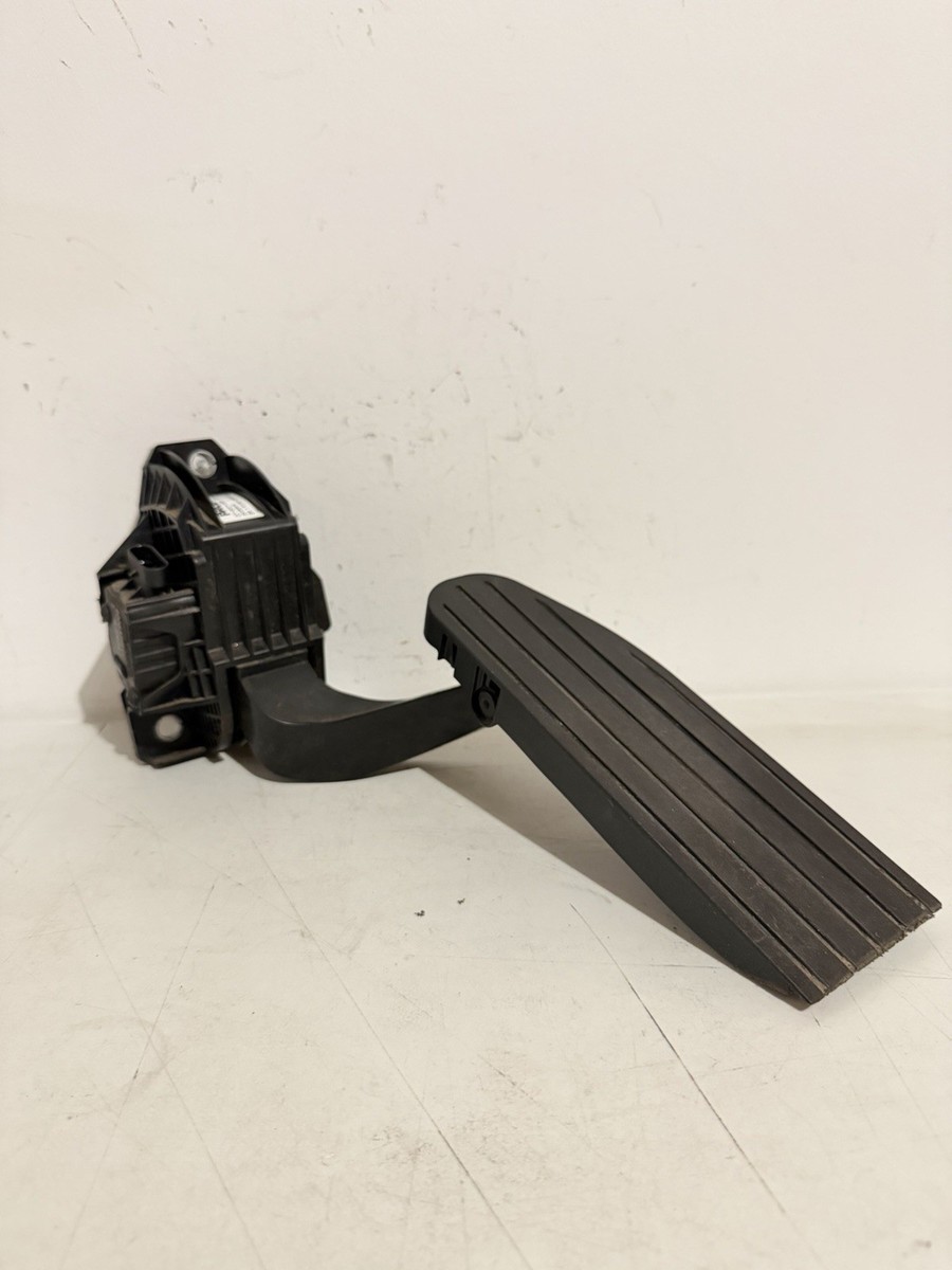 Kenworth Peterbilt Paccar Gas Accelerator Pedal Throttle D21-6021