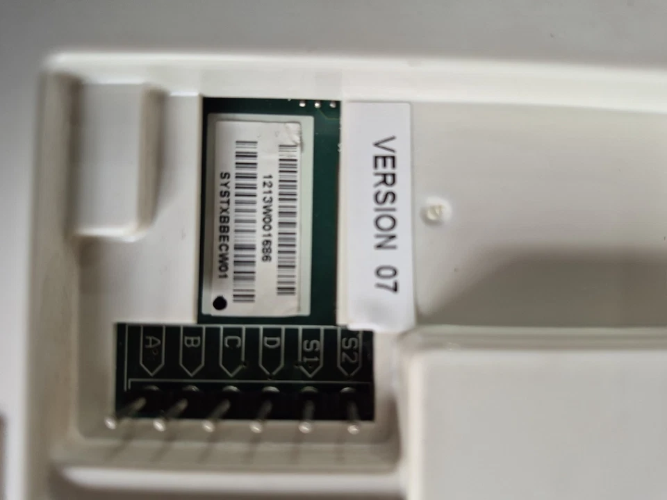 Bryant Evolution Connex Thermostat White SYSTXBBECW01 - Image 4 of 4