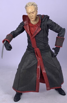 SAW　NECA　JIGSAW KILLERフィギュア　SAW2 Amazon.com: NECA - Saw Ultimate Jigsaw Killer RED Robe