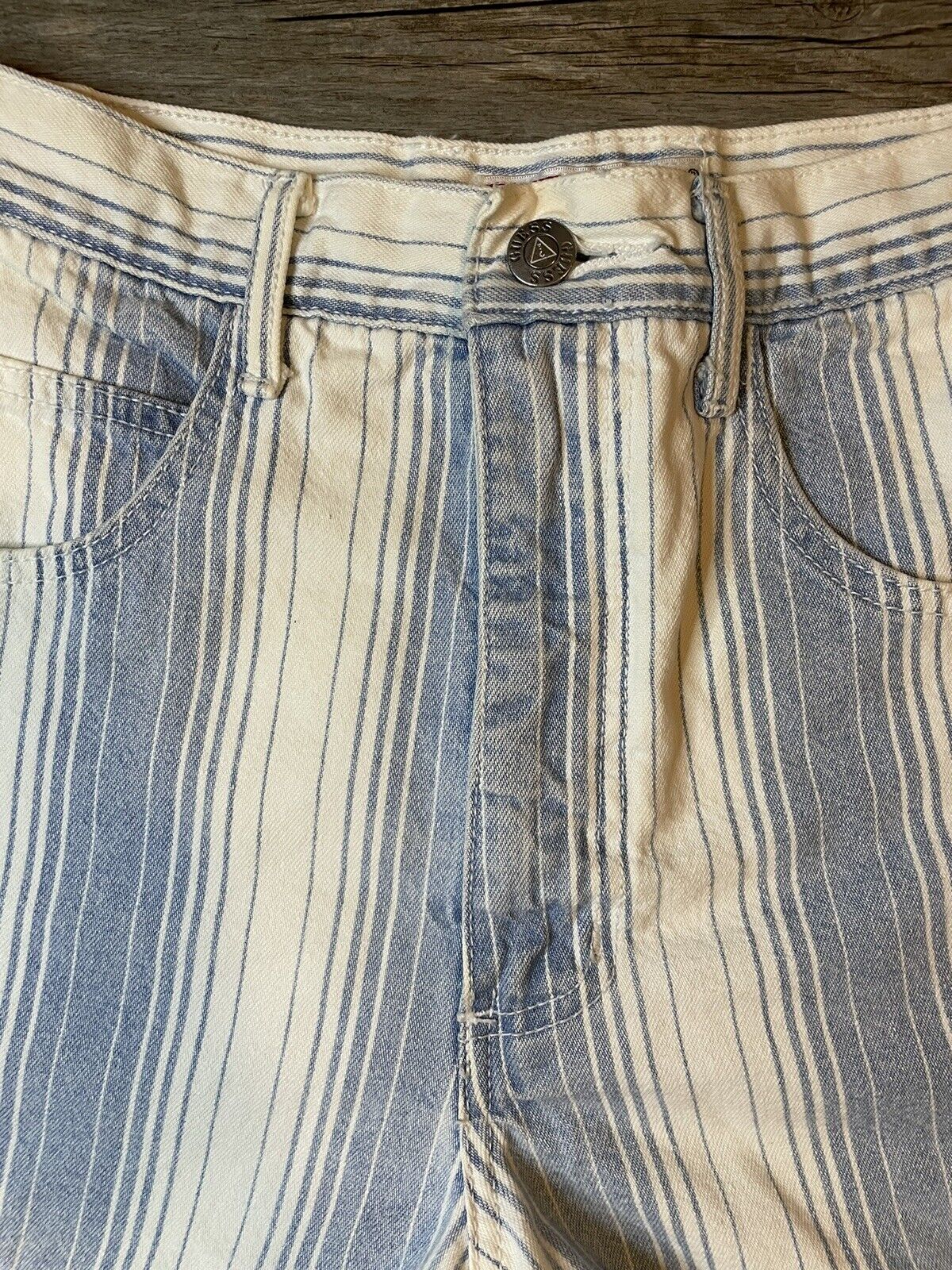 Picture 2 of 9