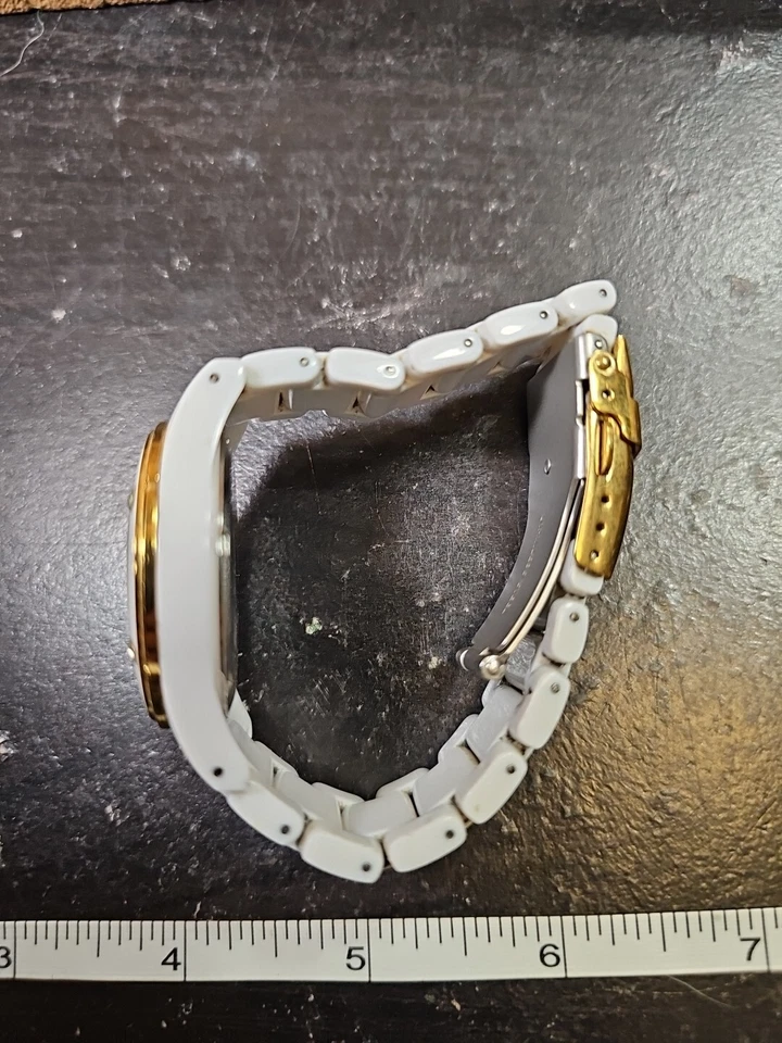 RELÓGIO DE PULSO JUICY COUTURE RICH GIRL SEM EMBALAGEM EM ESTADO DE FUNCIONAMENTO - Imagem 4 de 4