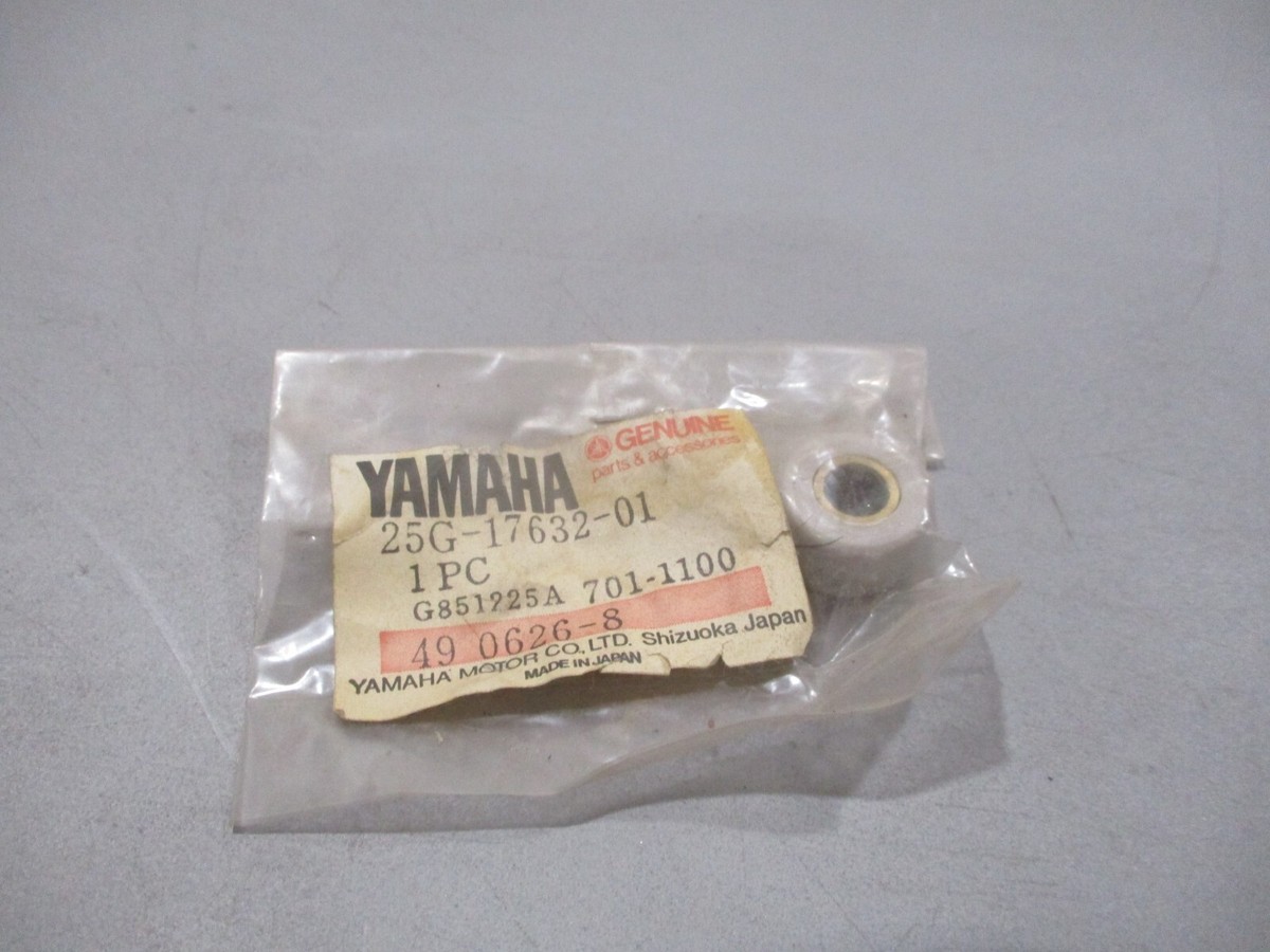 ハッピーJapan NOS Yamaha OEM Clutch Weight 1984-1985 Riva 180 XC180 25G