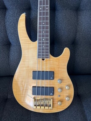 BRIAN MOORE iM4 BASS GUITAR - Hollidays Price Reduction!