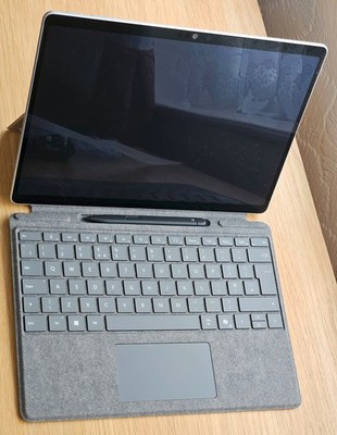 Microsoft Surface Pro 11 Core Ultra 7 266V 16GB RAM 512GB SSD OLED