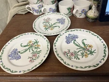 Set of 3 International Tableworks Terrace Blossoms Salad Plates 7-1/2"