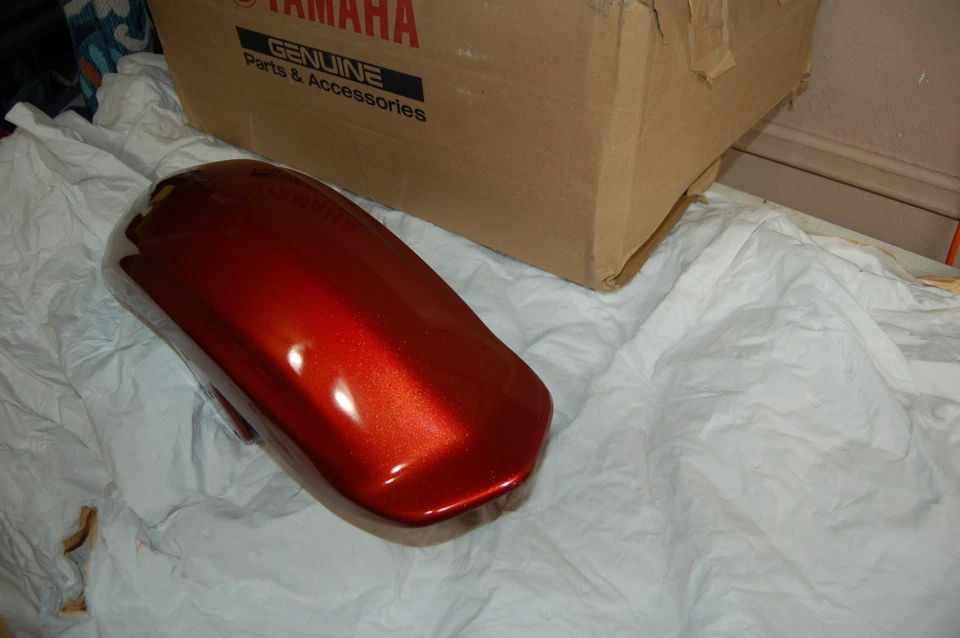 NEW GENUINE Yamaha 27D-21510-01-P0 Front Fender Stryker VStar  XVS1300 RED 11-17 - Image 2 of 4