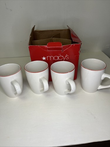 Macys Holiday Mug And Plates Set Christmas - Picture 5 of 8