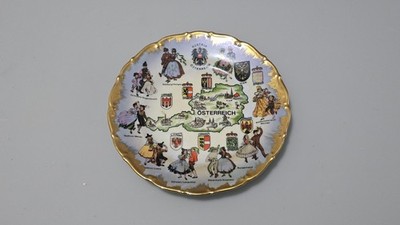 Dekorative Erinnerungskarte Österreich Teller mit den neun Bundesländern Österreich