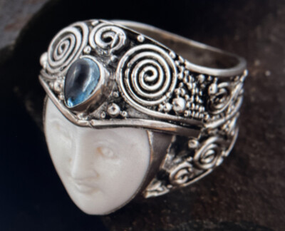 SAJEN SILBER geschnitzt mit Himmelblautopas Ring 8 Sterlingsilber 13,10 Gramm