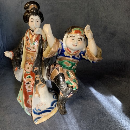 chinese fiqurine of man and woman - Picture 6 of 7
