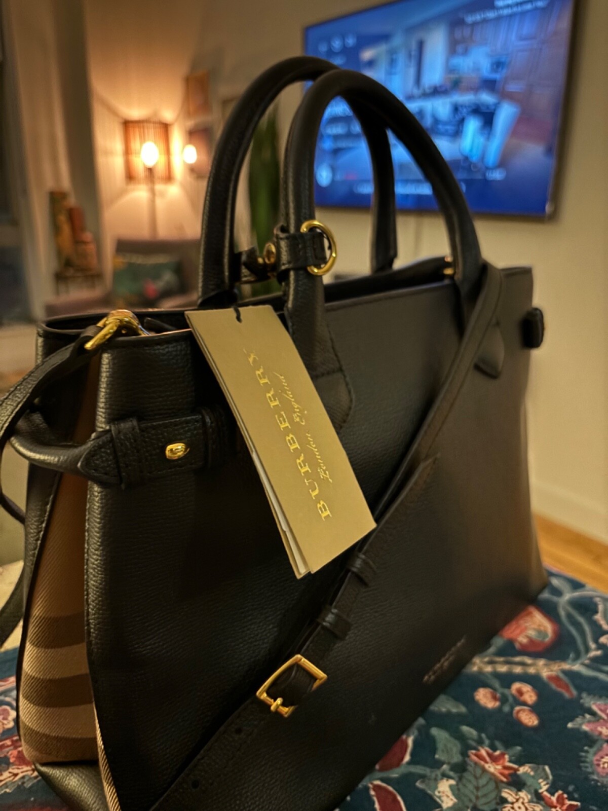 Burberry Banner Medium Regency Blue Leather Tote Crossbody Handbag Purse