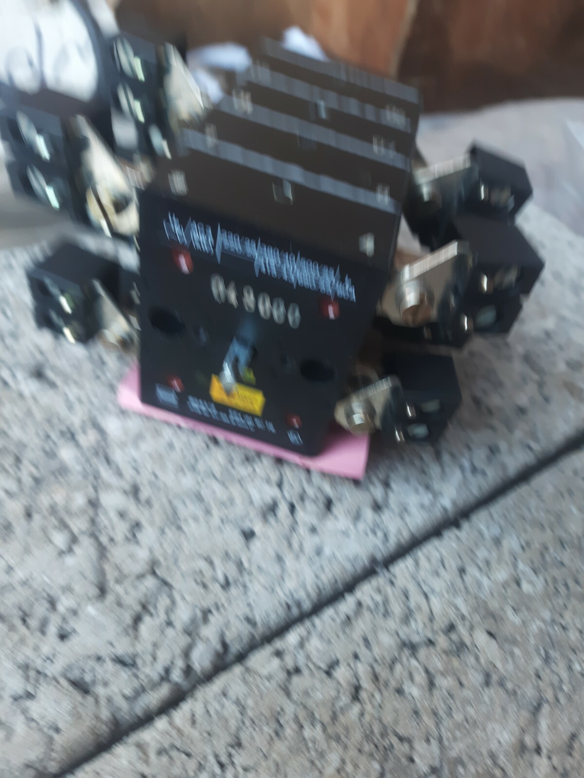Picture 1 of 6