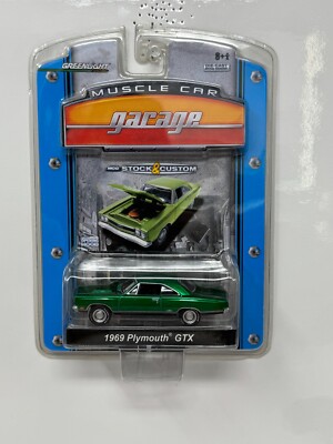 Greenlight Muscle Car Garage 1969 Plymouth GTX GREEN MACHINE 1:64