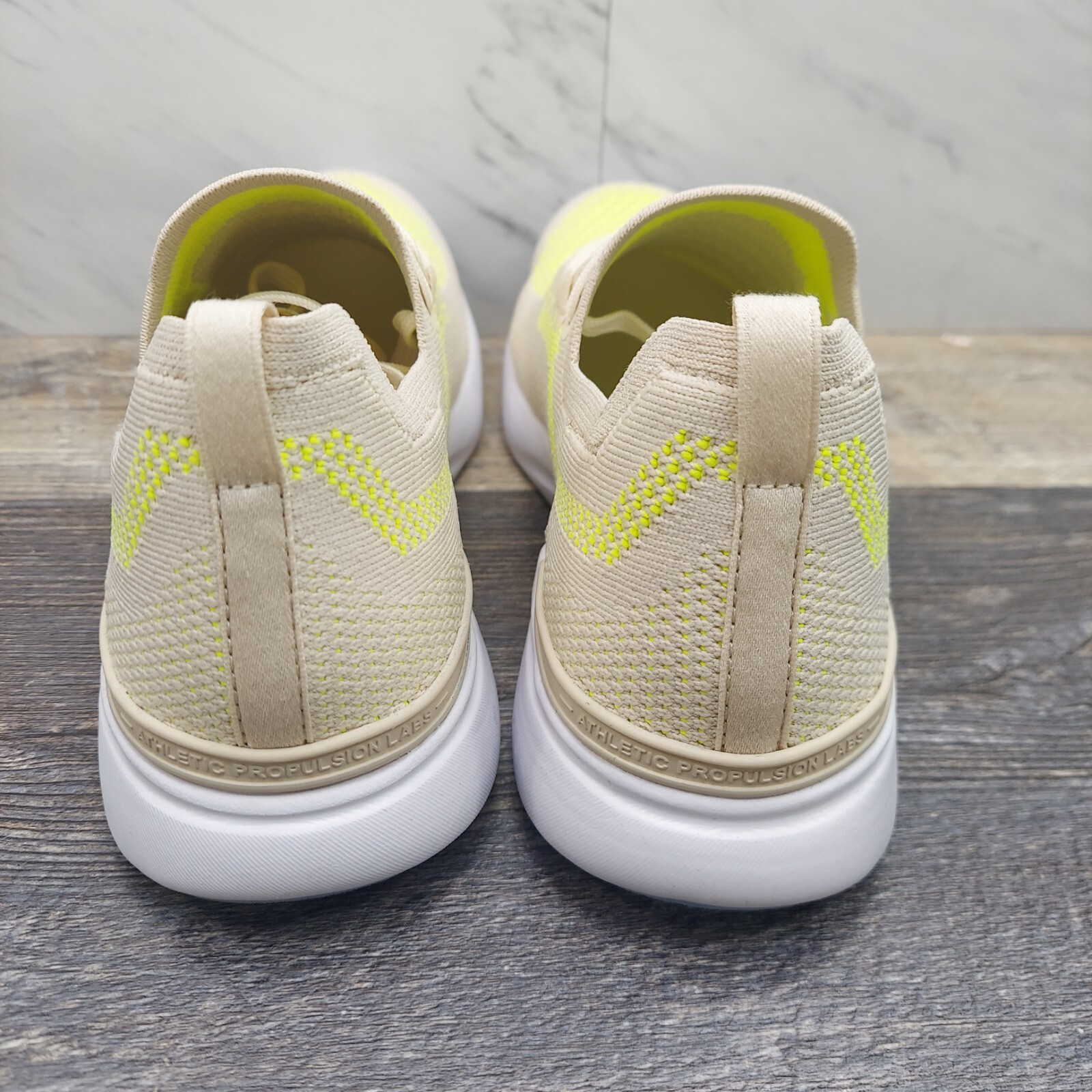 APL Athletic Propulsion Labs Techloom Breeze Beach Energy White Men's Size 8