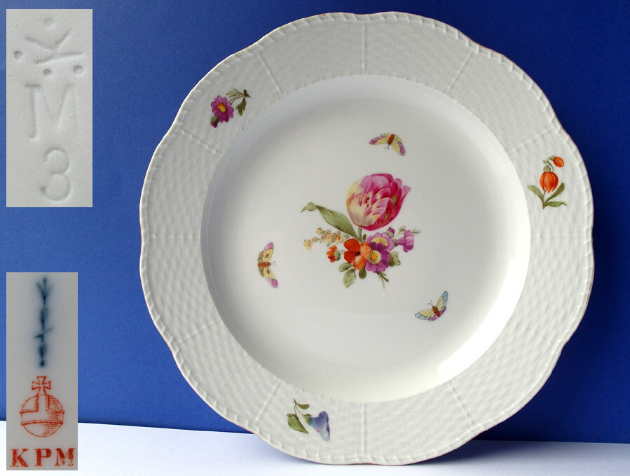 KPMプレート、 KPM Porcelain Plate Old- Osier Edge Flowers Butterfly, around 1912