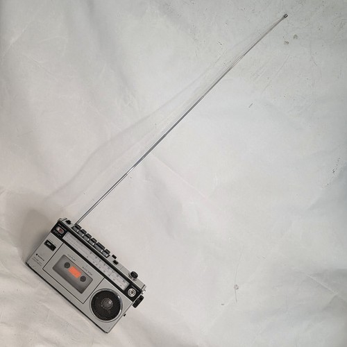 Sanyo M 1700F FM AM Radio Estéreo Cassette Grabadora Reproductor Japón De Colección - LEER - Imagen 24 de 24