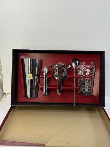 Vintage Federal Glass Cocktail Recipe Shaker Clear Glass Mixing Set Steelers