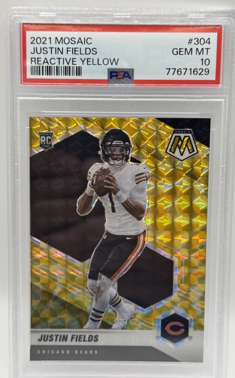 Justin Fields Panini Mosaic #304 Reactive Yellow