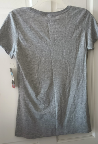 Camiseta Nike Ohio State Buckeyes Grande Roja O Gris Calce Ajustado Cuello en V Mediana Nueva con Etiquetas - Imagen 3 de 4