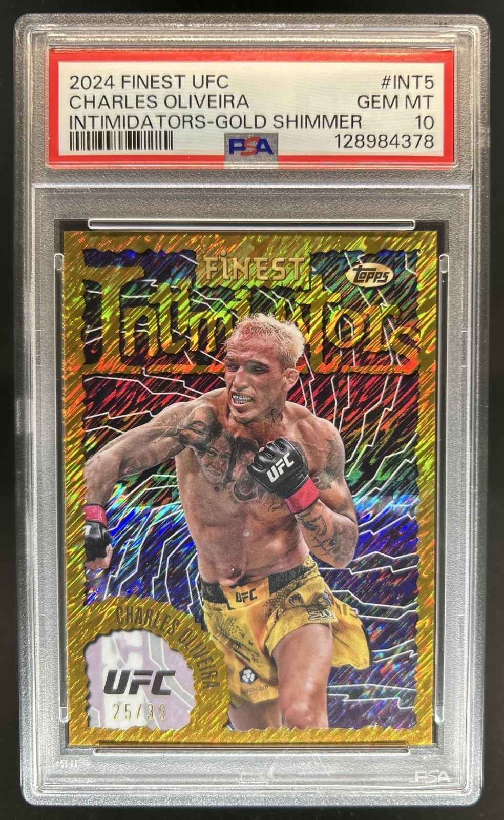 2024 Finest UFC Charles Oliveira Intimidators Gold Shimmer Refractor #/39 PSA 10