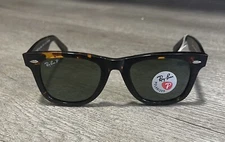 Ray-Ban Original Wayfarer Polarized Sunglasses Tortoise/Green 2140 902/58 54mm