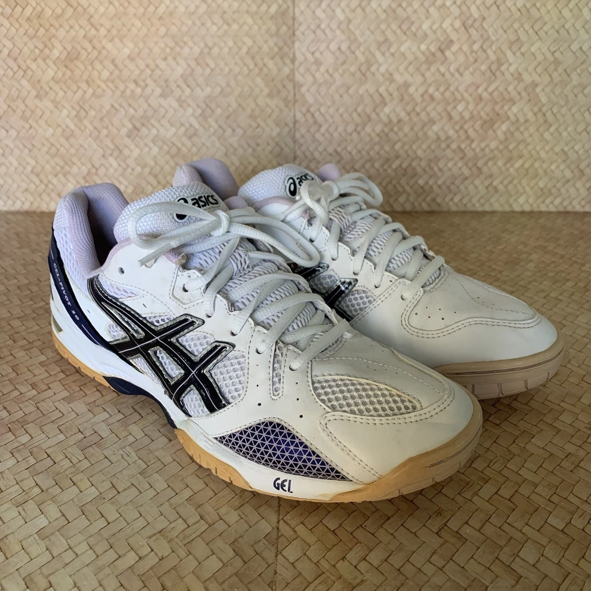 Asics gel pivot clearance 9