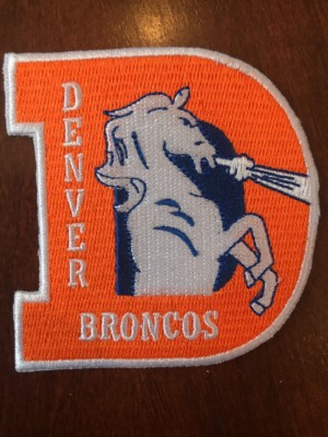 2) Denver Broncos Vintage Selten Bestickt Bügelbild Patch