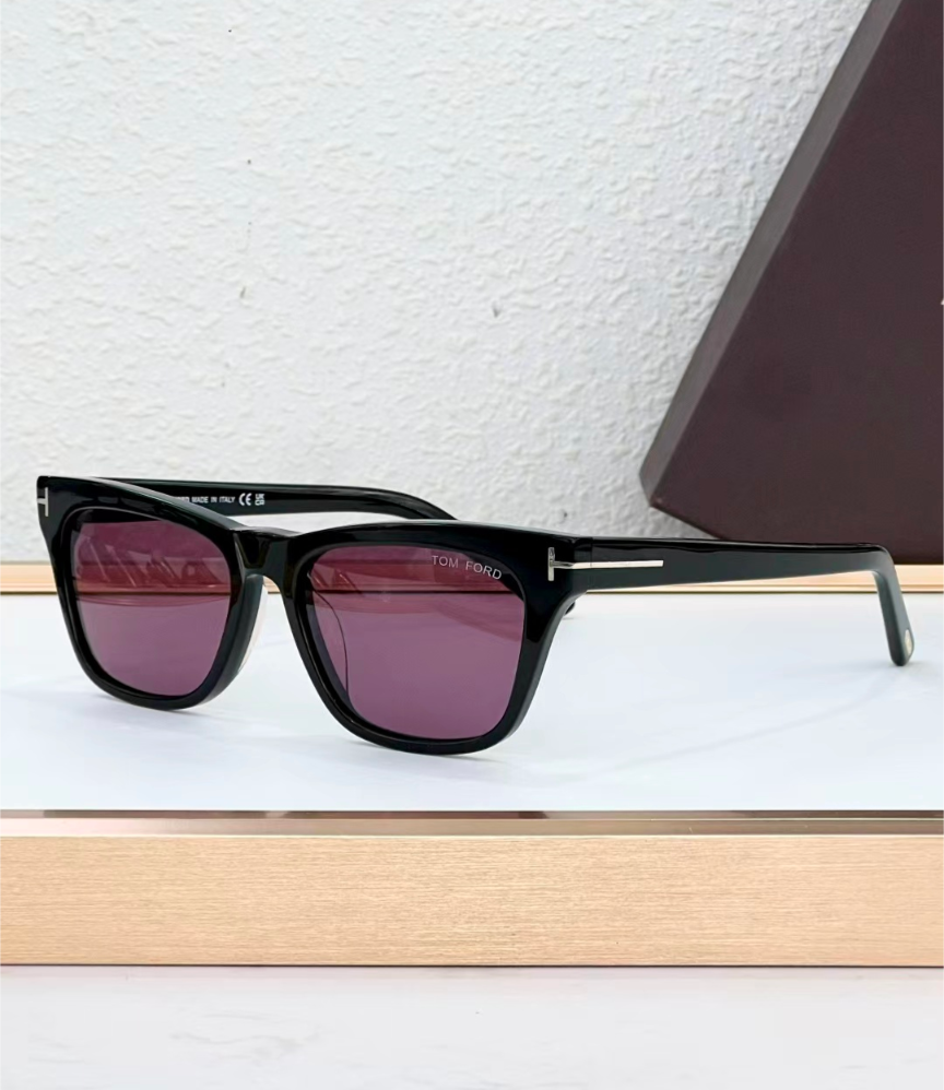 Tom Ford Penn Sunglasses TF1362 Black/Purple 53-16-145mm With Case