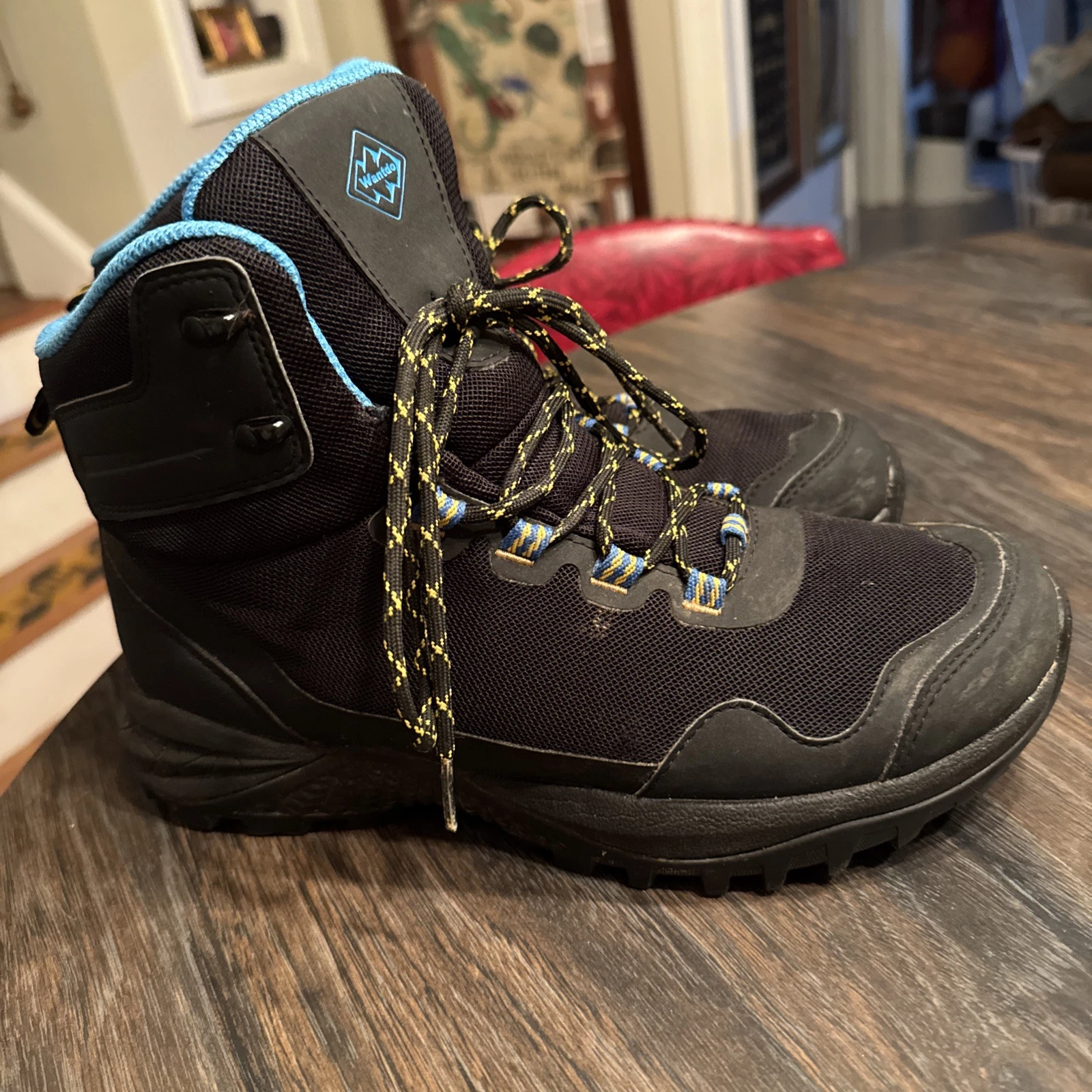 Wantdo Men's 8 1/2 Winter Boots Waterproof Insulated Hiking Boots Outdoors Black